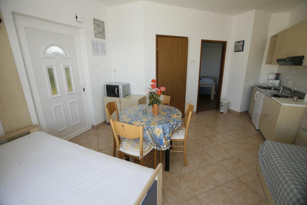 Apartments Roza Miskovici Ngoại thất bức ảnh
